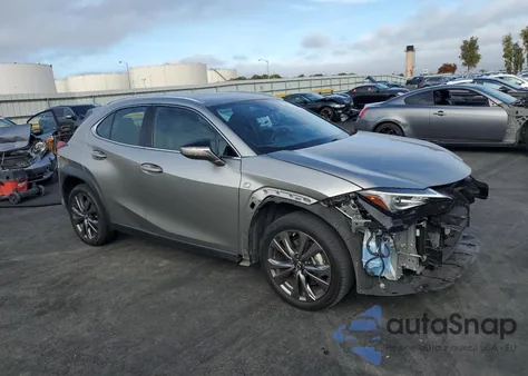 2019 Lexus Ux 200 из США, поврежденный, VIN JTHY3JBH3K2013043